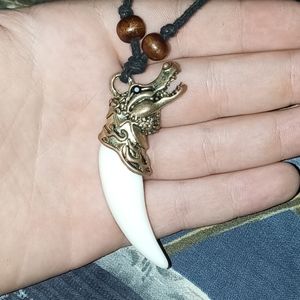 Alligator tooth (not a real tooth) alligator head